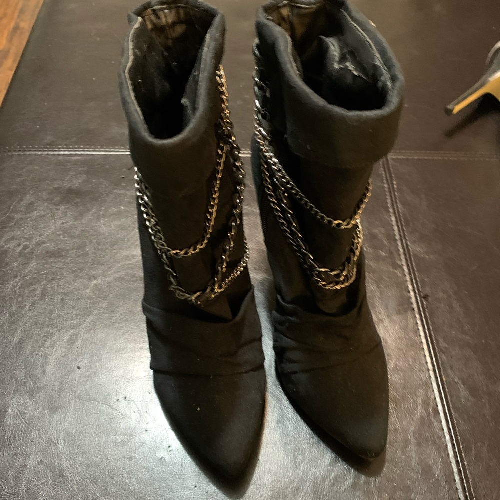 Bakers Boots - 8